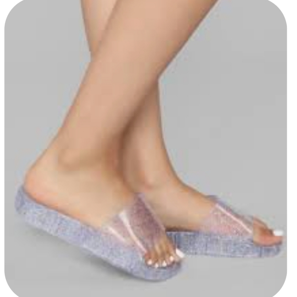 Faahion Nova Sandals, Size 9, Clear Slip-On Slides, Diamond Design Outsole Grip